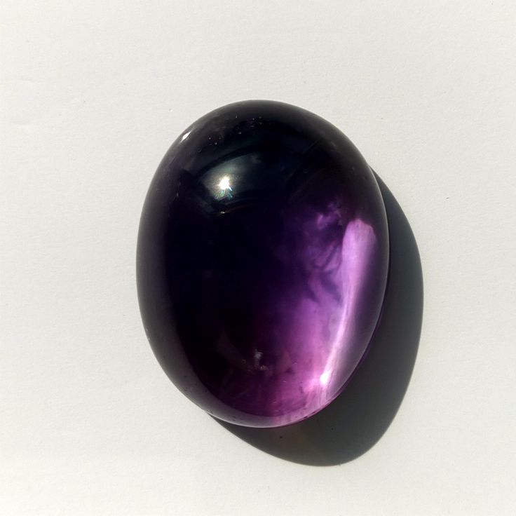 Amethyst Gemstone - یاقوتِ ارغوانی